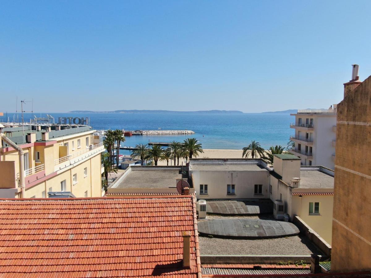 Residence Le Provence Le Lavandou Bagian luar foto