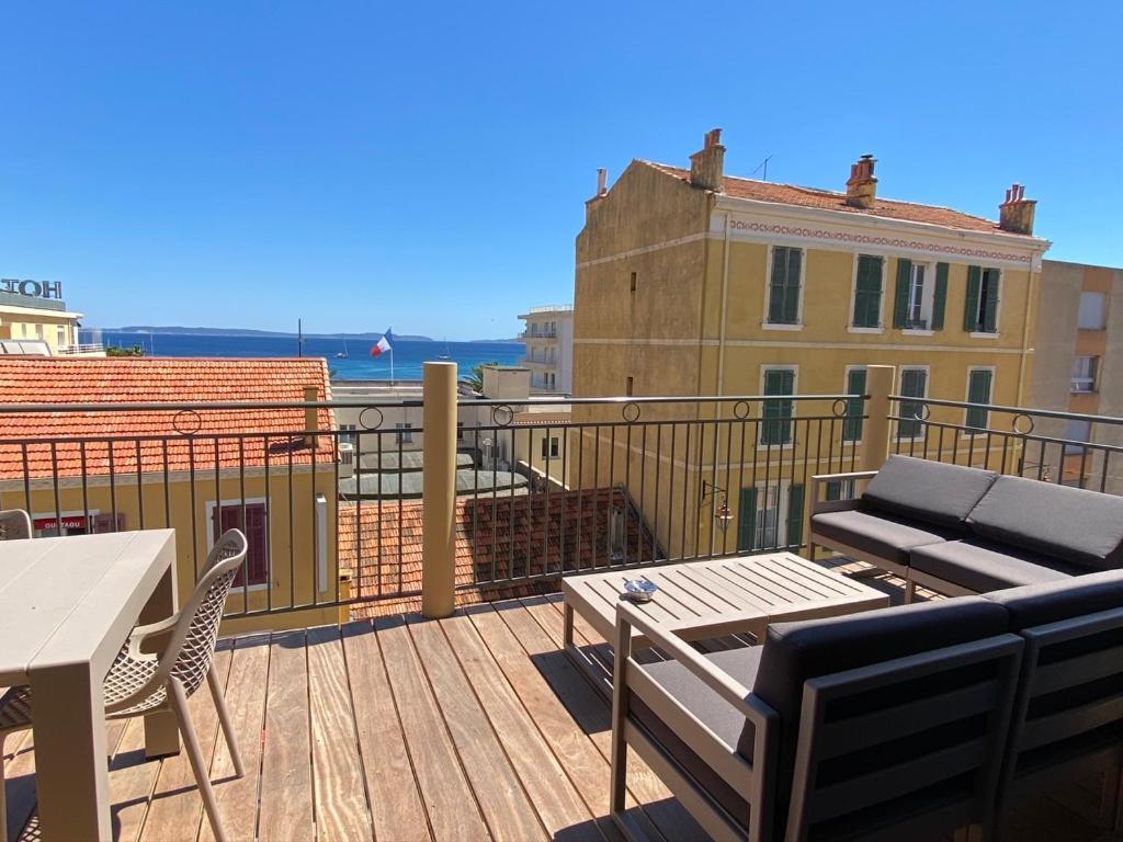 Residence Le Provence Le Lavandou Bagian luar foto