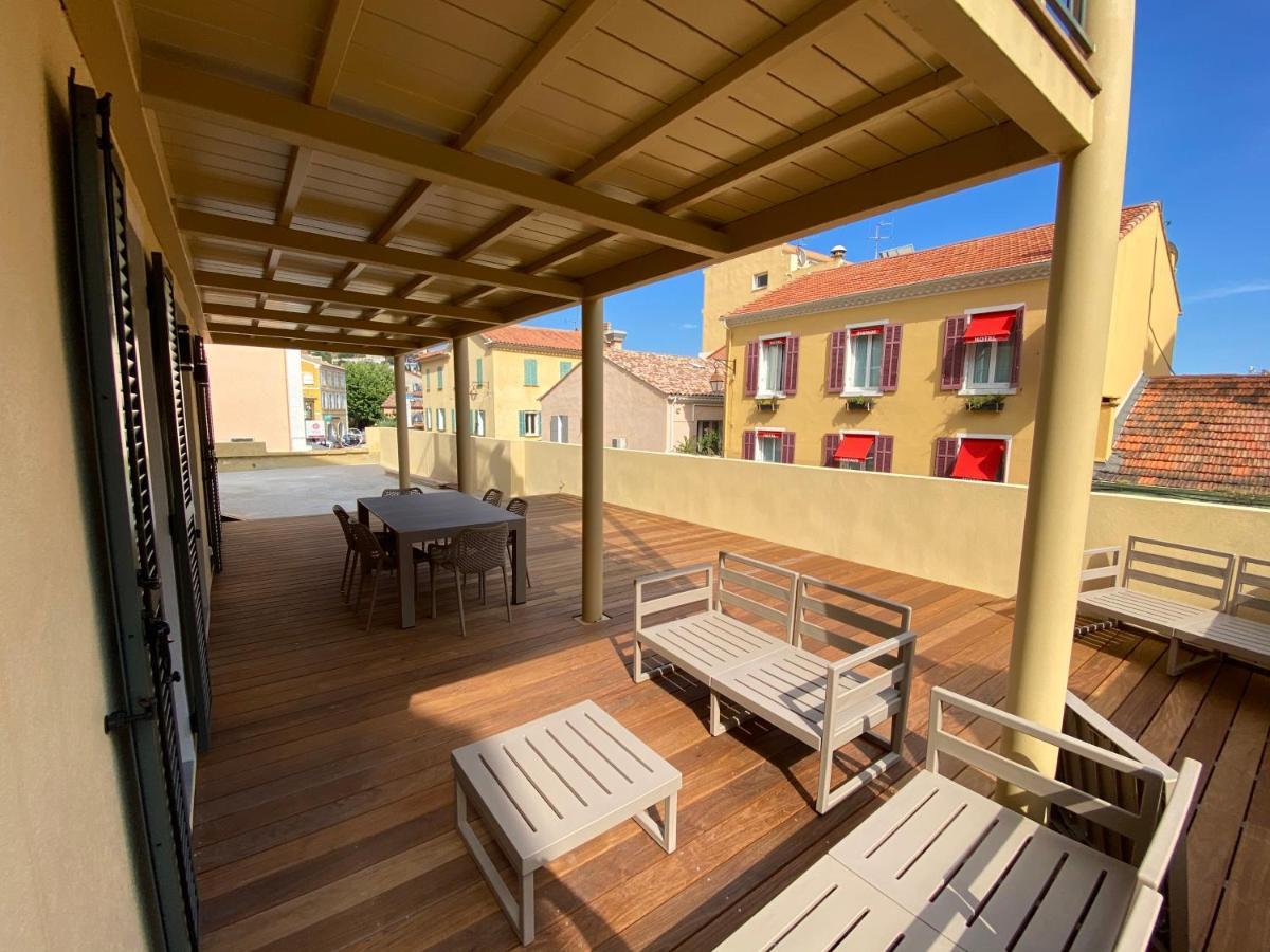 Residence Le Provence Le Lavandou Bagian luar foto