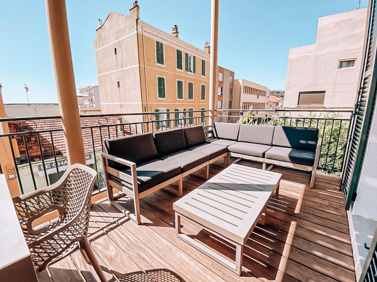 Residence Le Provence Le Lavandou Bagian luar foto